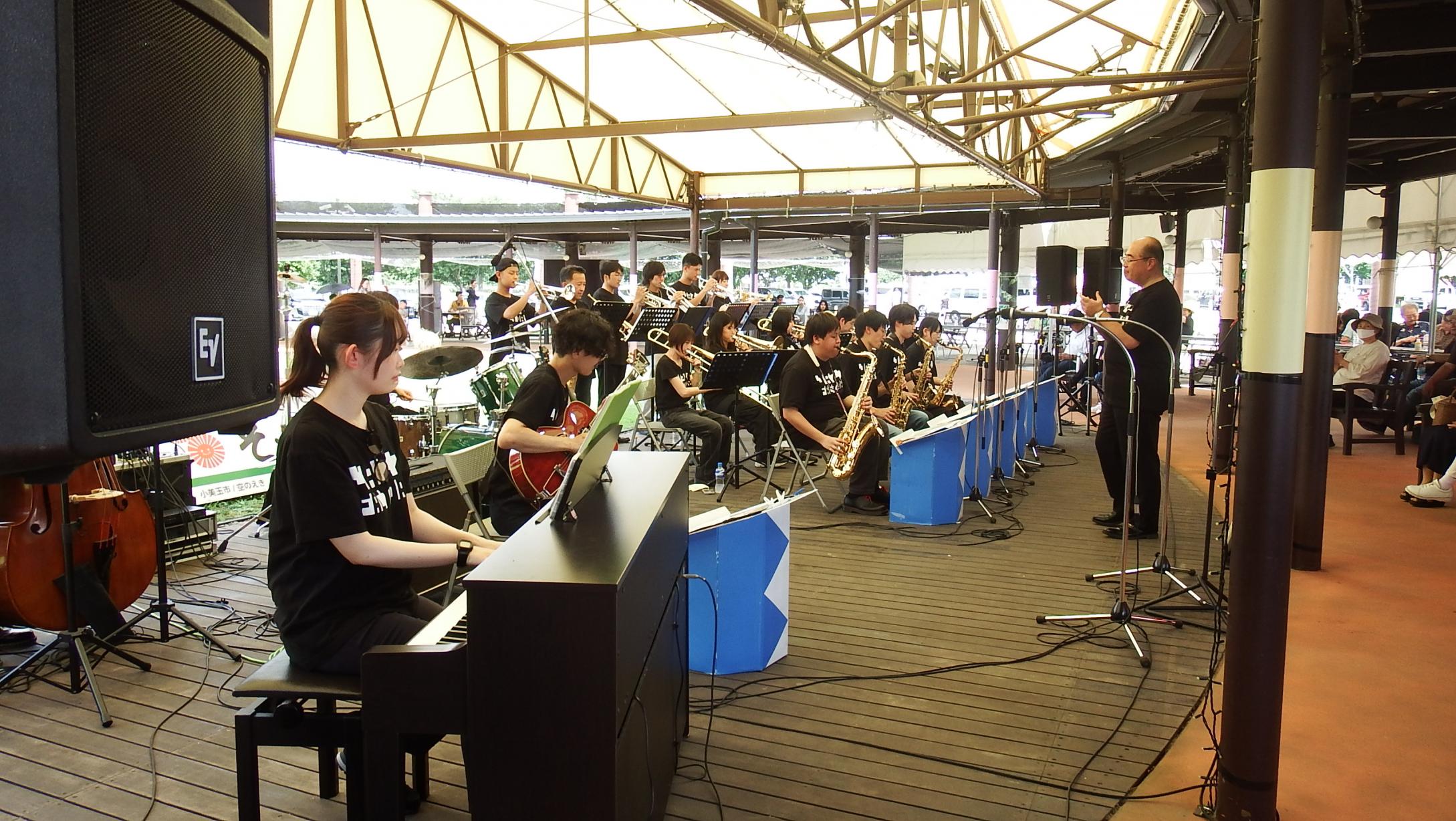 ジャズファクトリー写真1