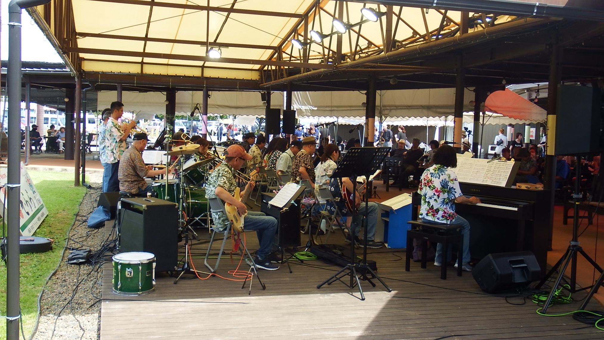 キャッスルオブドリームジャズオーケストラ写真1