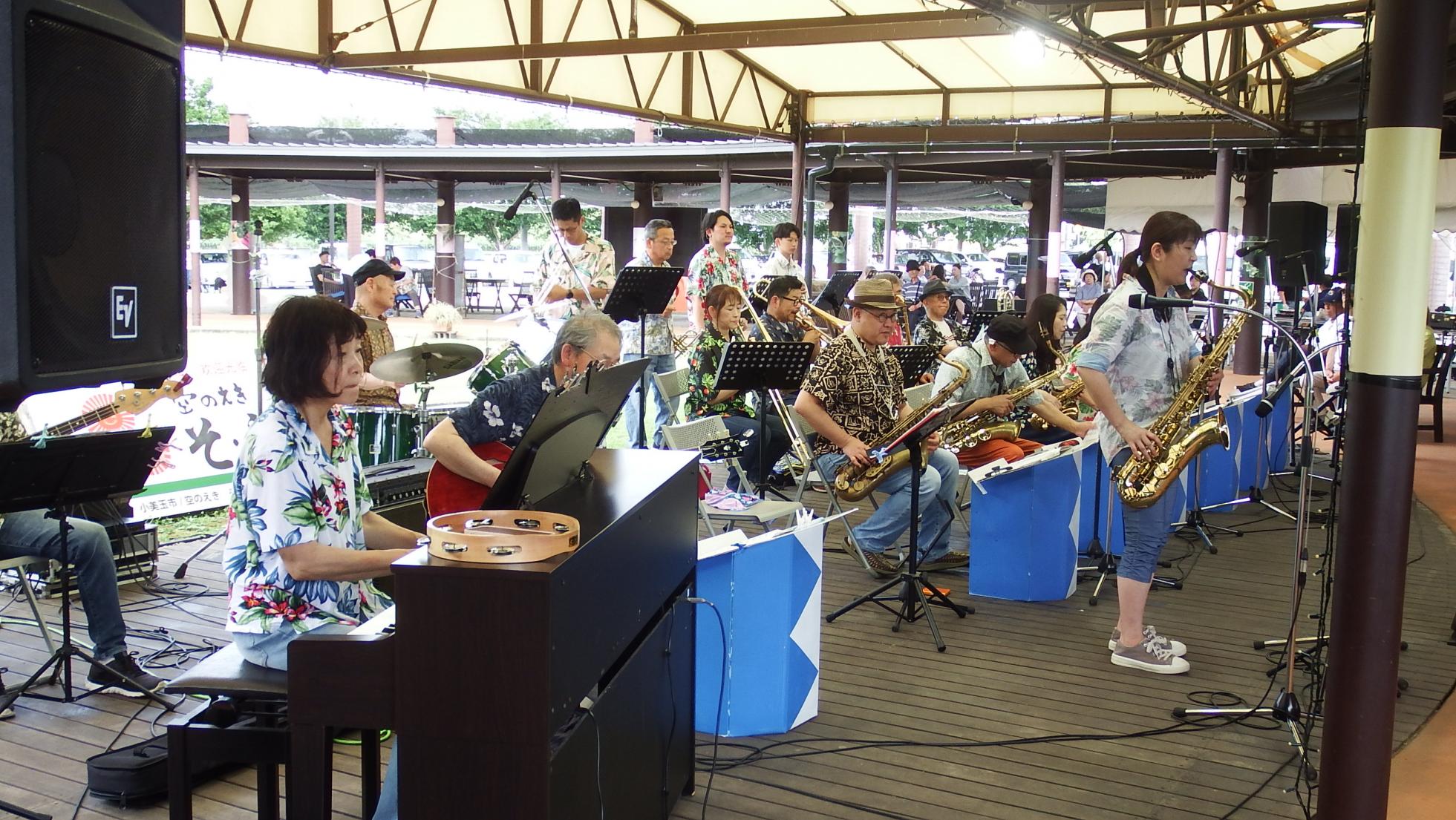 キャッスルオブドリームジャズオーケストラ写真2