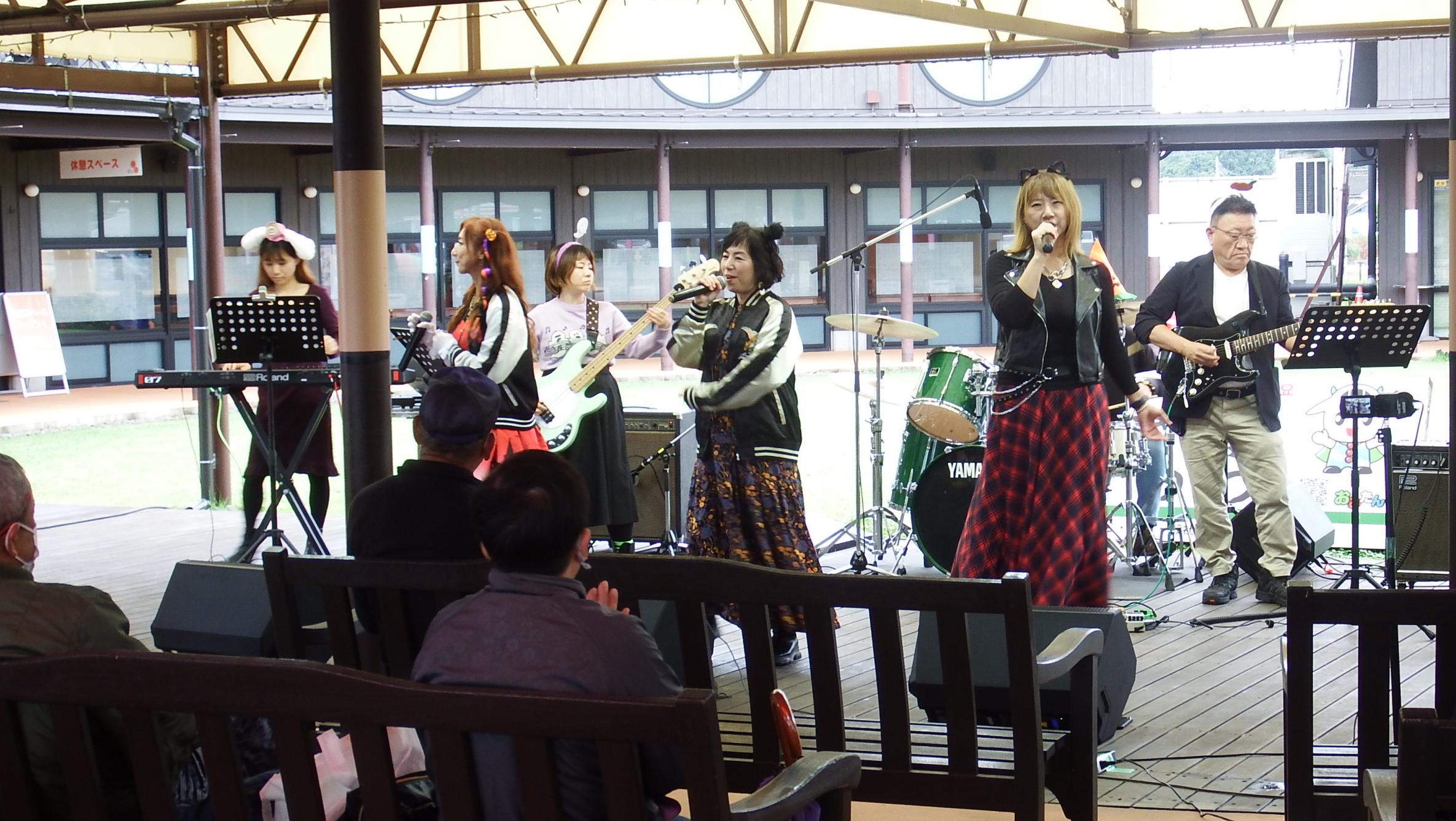 昭和歌謡ガールズコレクション写真1