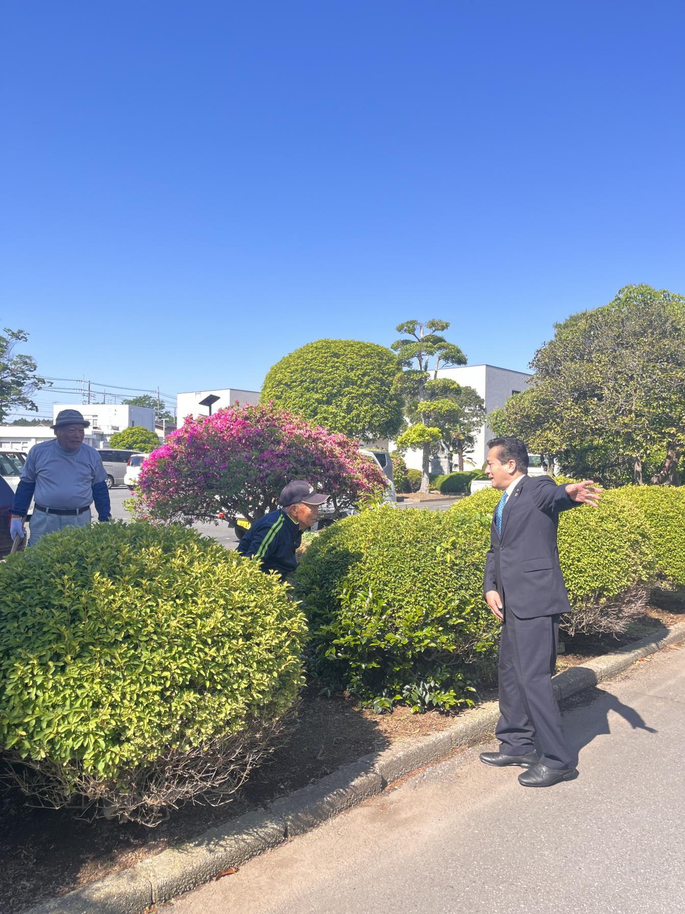 市役所本庁前清掃ボランティア