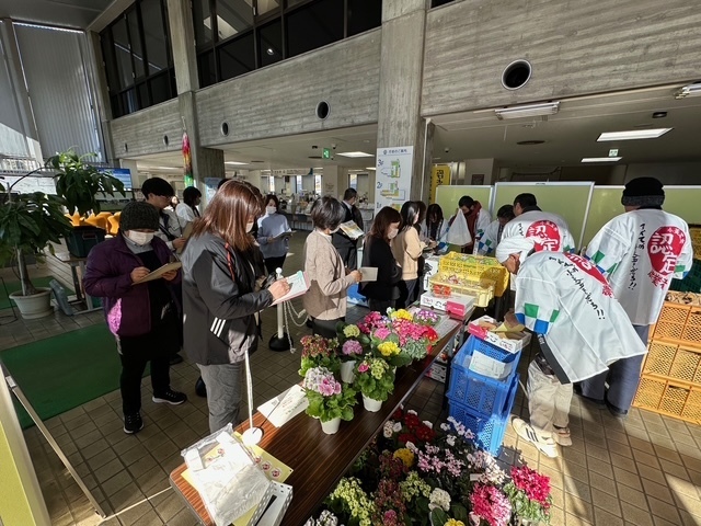 第3回オミタマルシェ販売風景