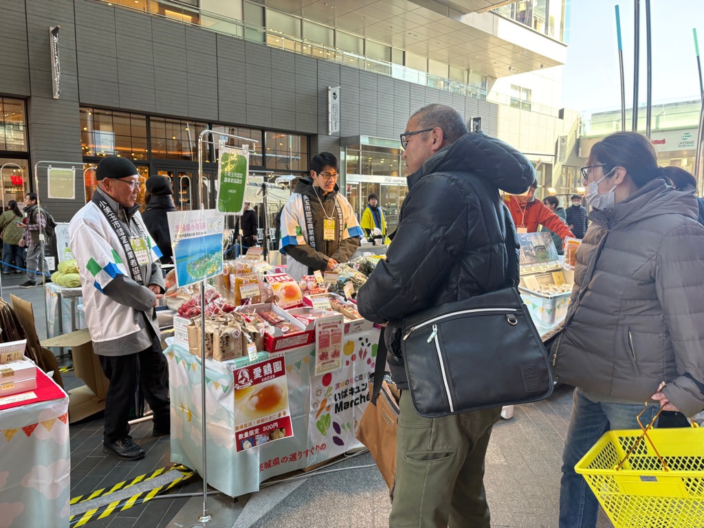 いばキュン2日目販売風景