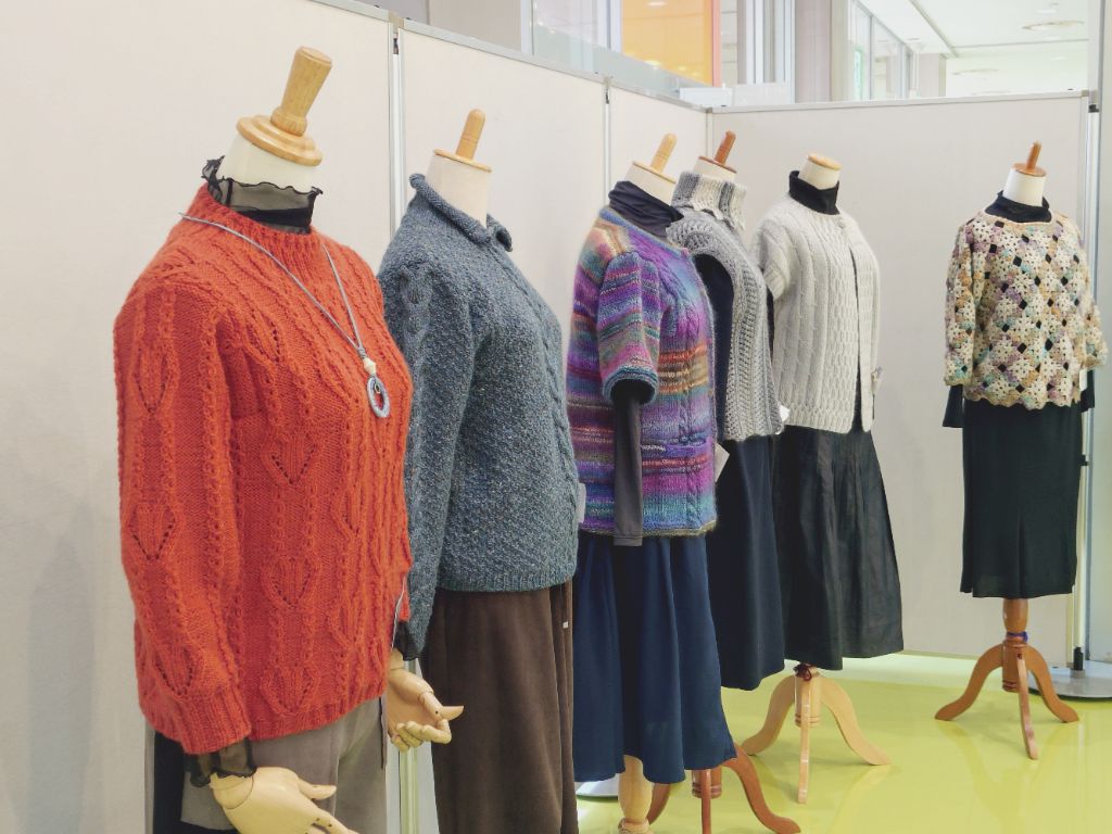 【画像1】フラワーアレンジメント薔薇の会&みのり手芸 【画像1】フラワーアレンジメント薔薇の会&みのり手芸