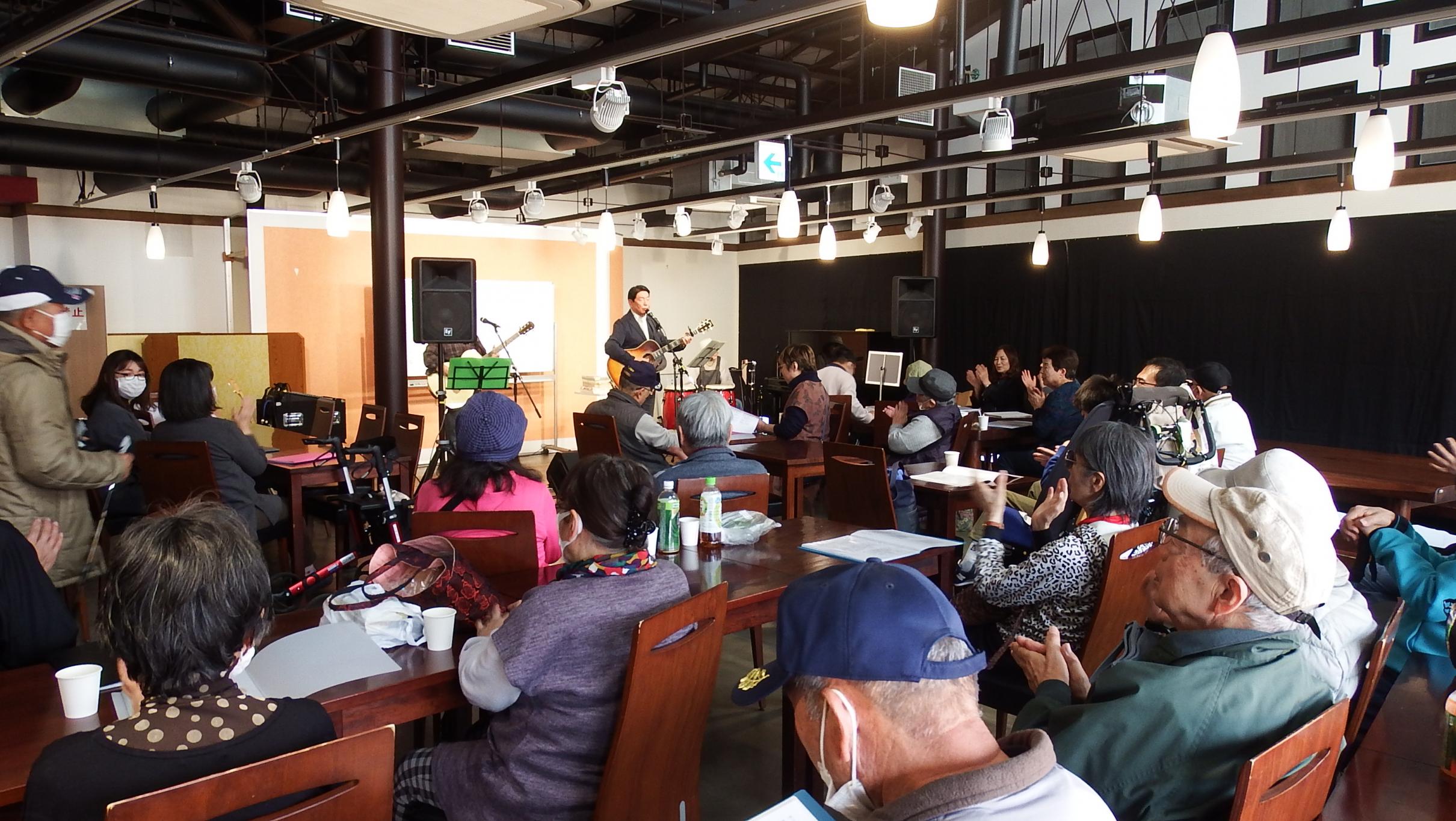 沼田隆政うたごえ広場写真5