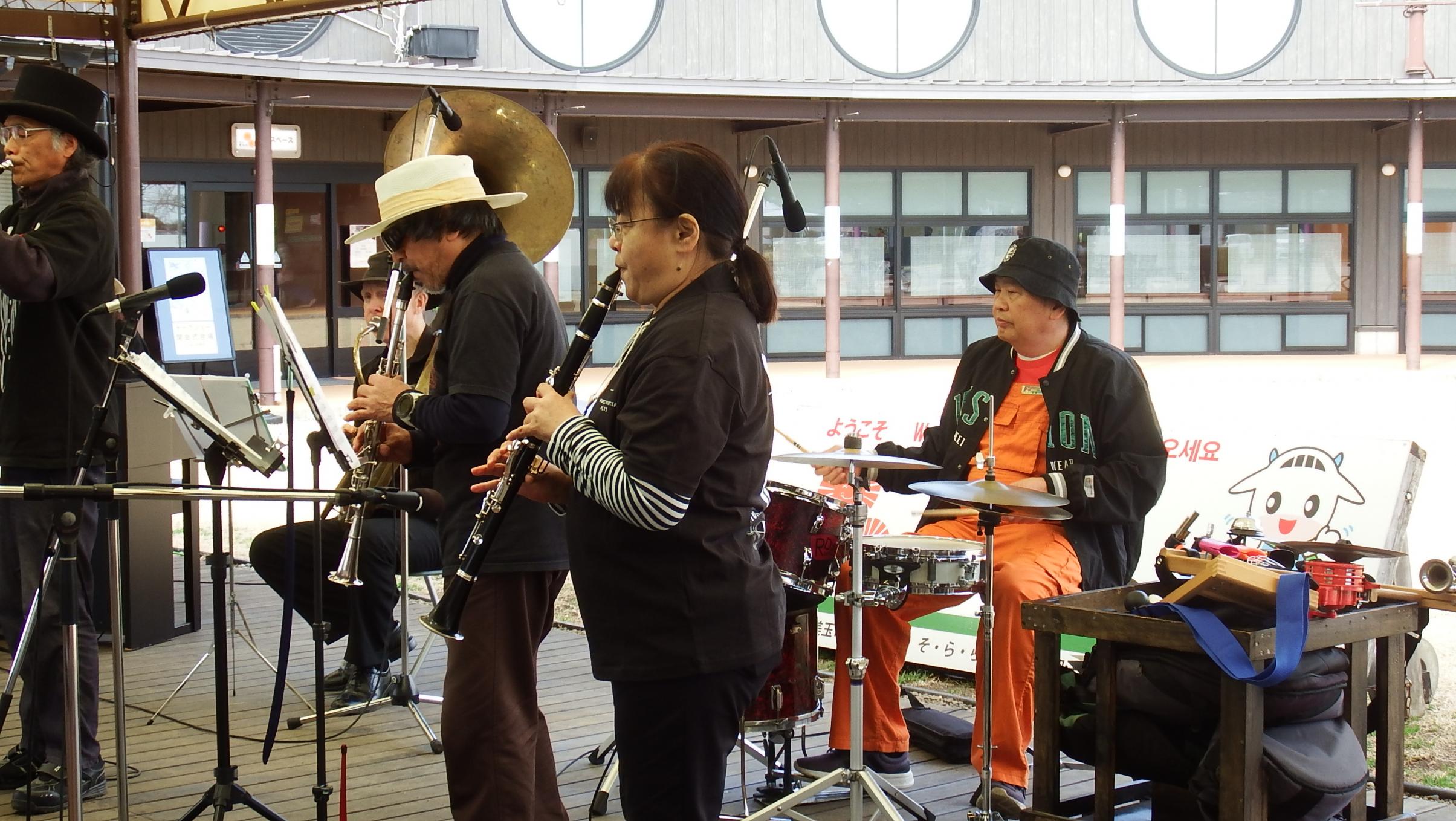 デキシーランブラーズ写真3